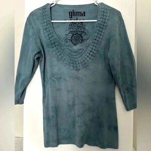 GLIMA 3/4 sleeve tie dye shirt. 100% pre shrunk. Size Small.